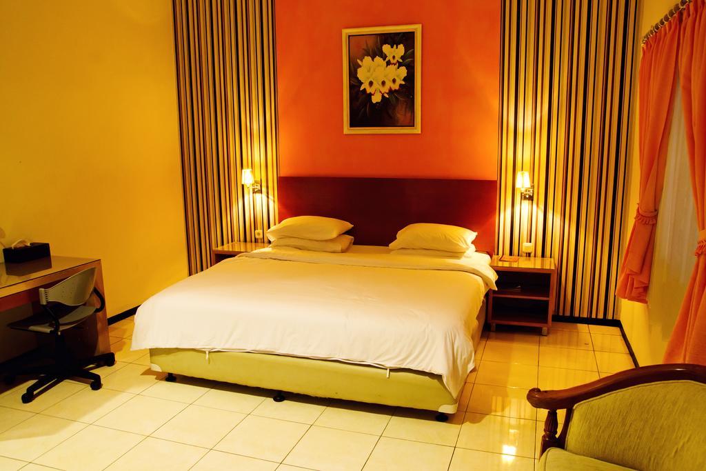 Hotel Kings Kudus Phòng bức ảnh